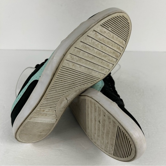 ❤️ Puma Women's Black and Light Blue Sneakers Size 8 - Picture 7 of 9